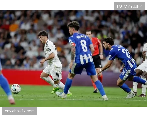 皇家马德里2-1击败阿拉维斯，保留西甲争冠希望